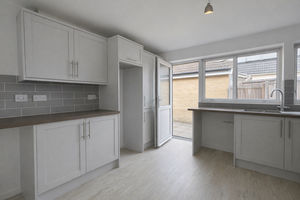 Photo 1- click for photo gallery